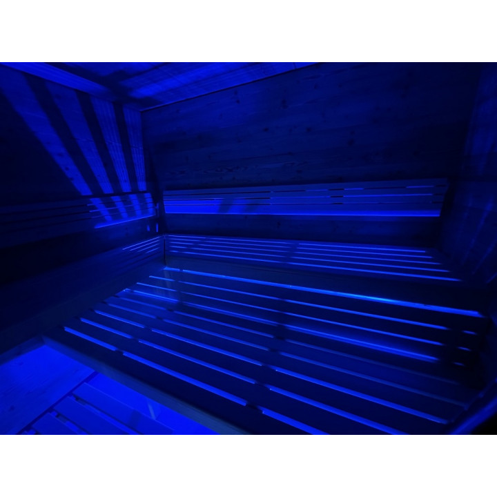 SAUFLEX RGB LED REFEROM, S KRMILNO ENOTO