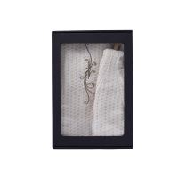 Darilni set v darilni škatli za NJO. Ženska savna kapa in predpasnik - LAN, vezen