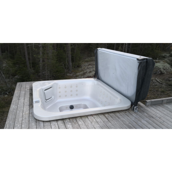 Novitek Lumispa L hidromasažni spa bazen