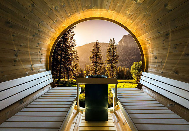 Veliko okno v savni: kdaj je potrebna dodatna moč/izolacija?